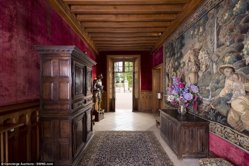Cheaper than a glass of wine: a 15th-century French castle is being sold at auction for one euro Cheaper than a glass of wine: a 15th-century French castle is being sold at auction for one euro