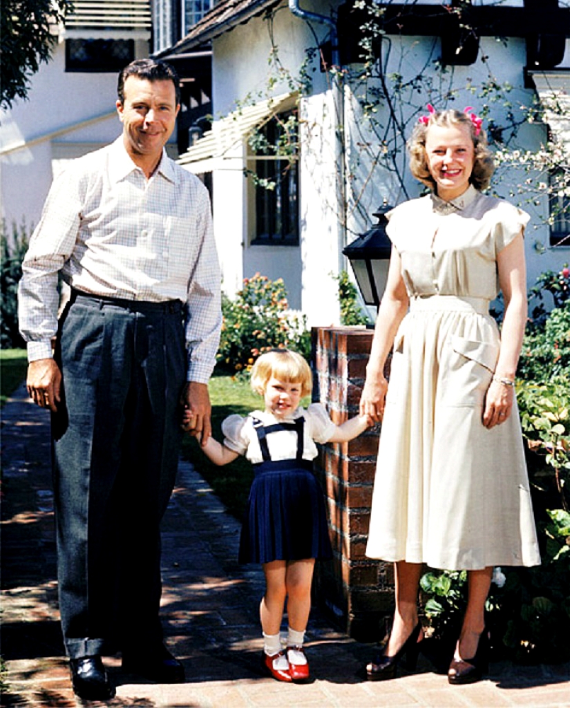 Child abductor, sadist and murderer Georgia Tann Child abductor, sadist and murderer Georgia Tann