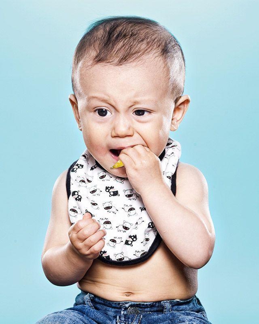 Children and lemon – the first meeting in a fun photo project