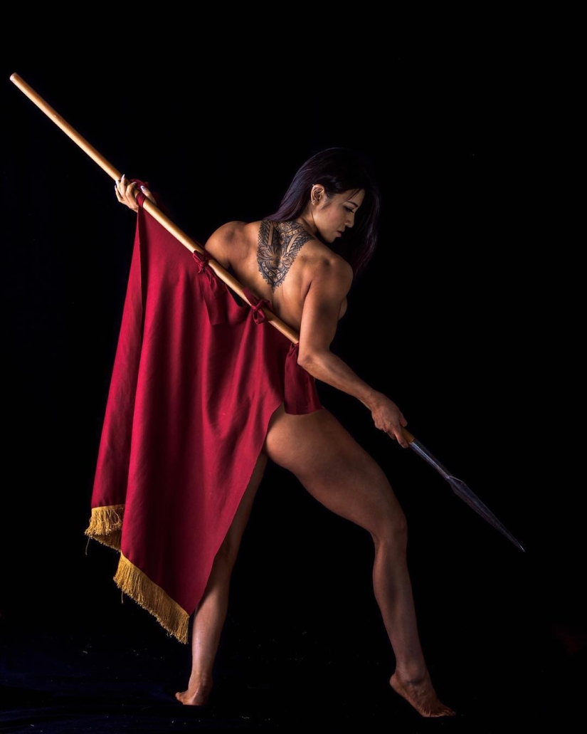 Chinese bodybuilder almost went to court for public demonstration of her figure