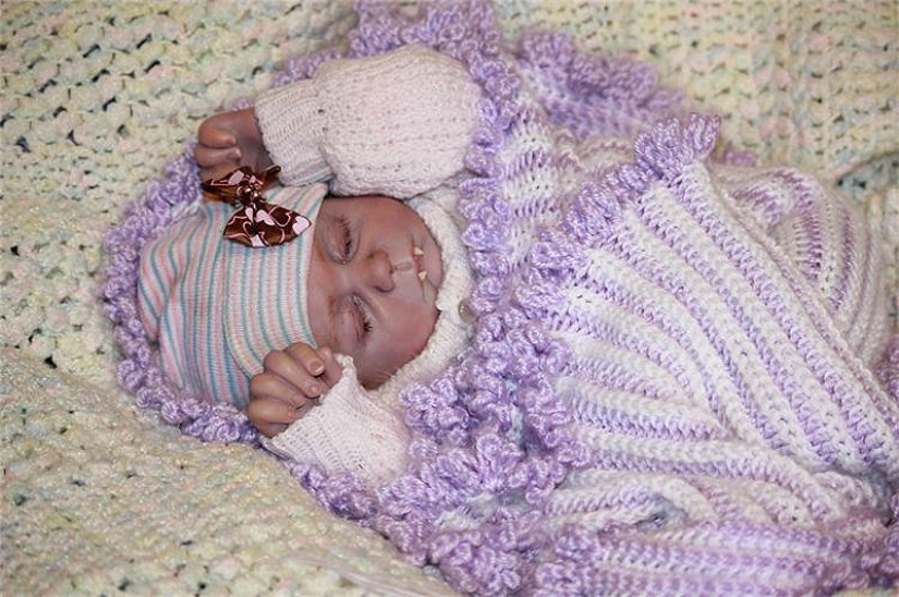 Chupasangres y spinogryz: muñecas que no son niños de Bin Shanin