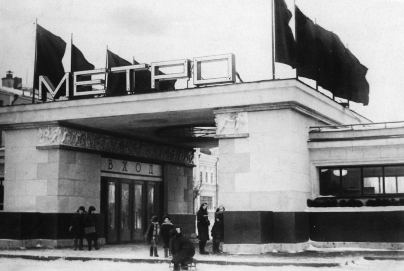 Cómo eran las primeras estaciones del metro de Moscú en el año de su apertura