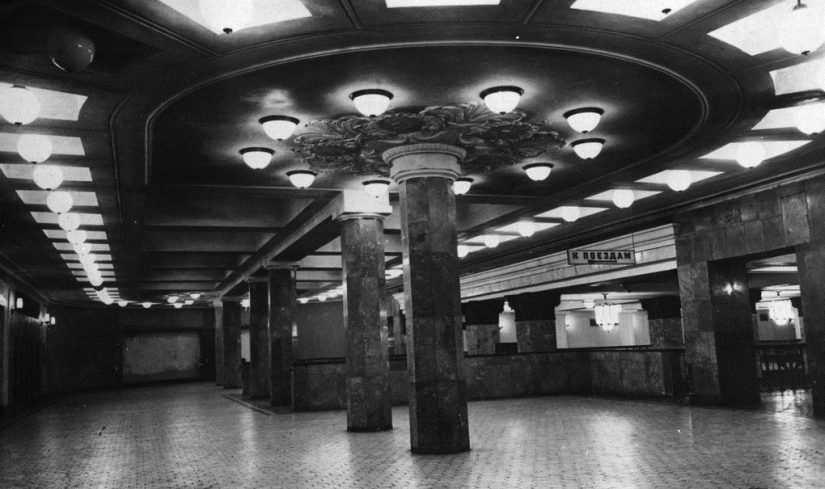 Cómo eran las primeras estaciones del metro de Moscú en el año de su apertura