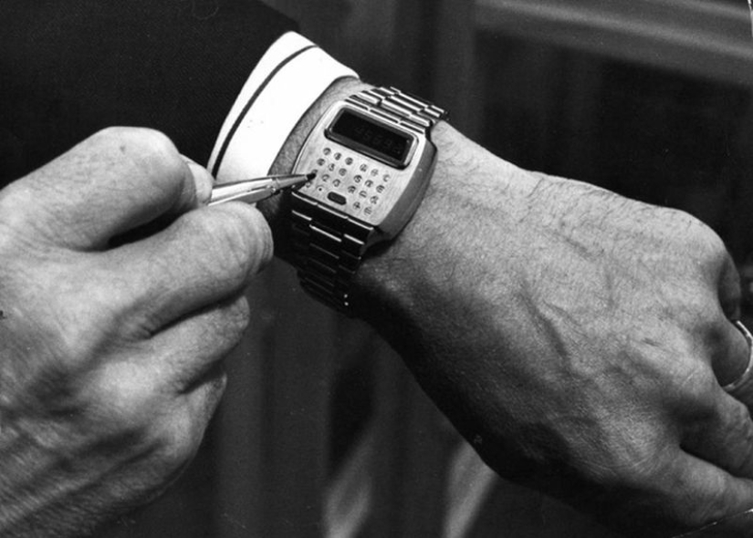 Cómo fue la transición de un reloj normal a uno inteligente
