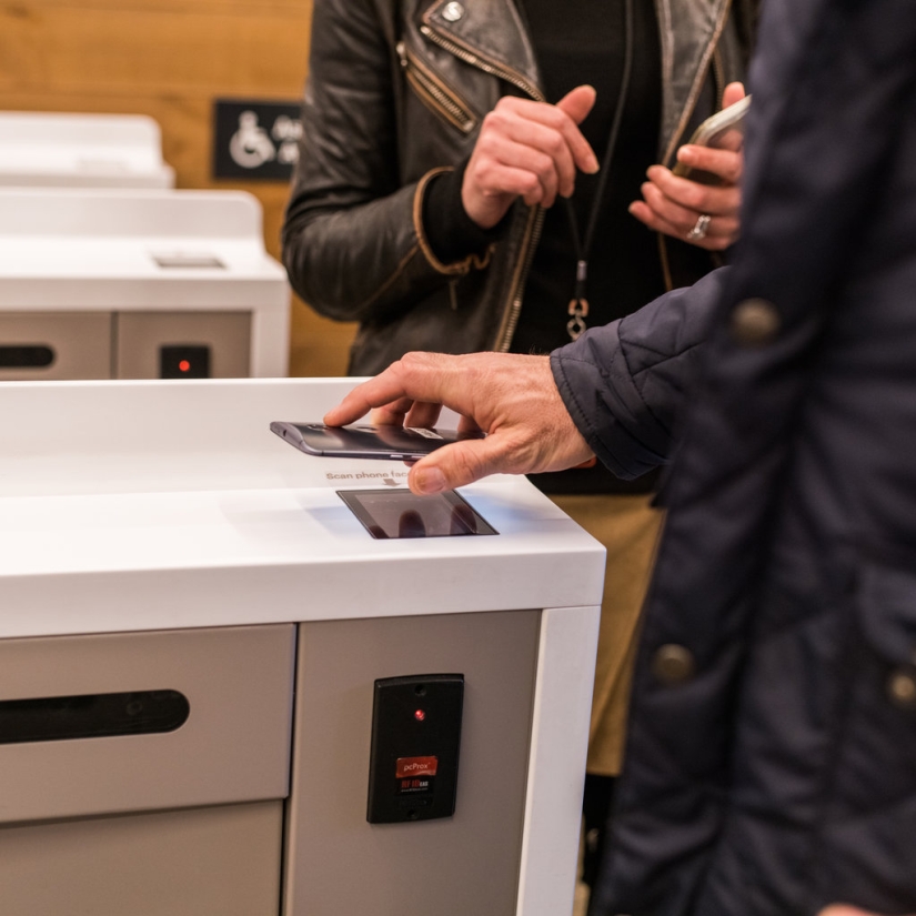 Cómo funciona un supermercado de Amazon, donde no hay vendedores ni cajeros Cómo funciona un supermercado de Amazon, donde no hay vendedores ni cajeros