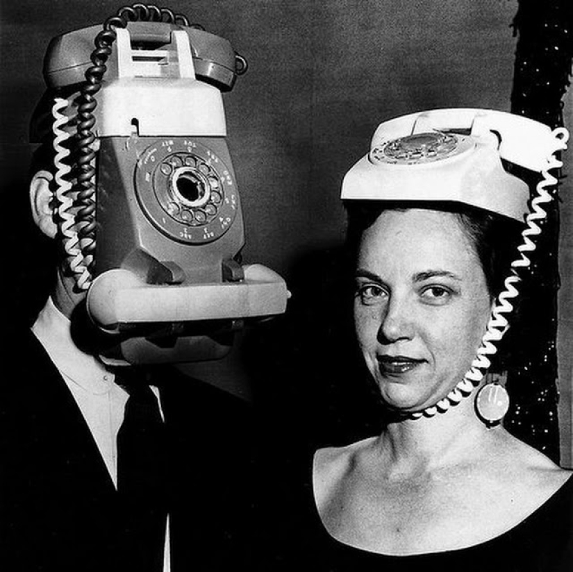 Cómo la gente esperaba los teléfonos móviles: 18 fotos del pasado Cómo la gente esperaba los teléfonos móviles: 18 fotos del pasado