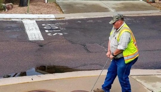 Cómo los servicios públicos en los Estados Unidos encontraron a un "invitado no invitado" en la alcantarilla