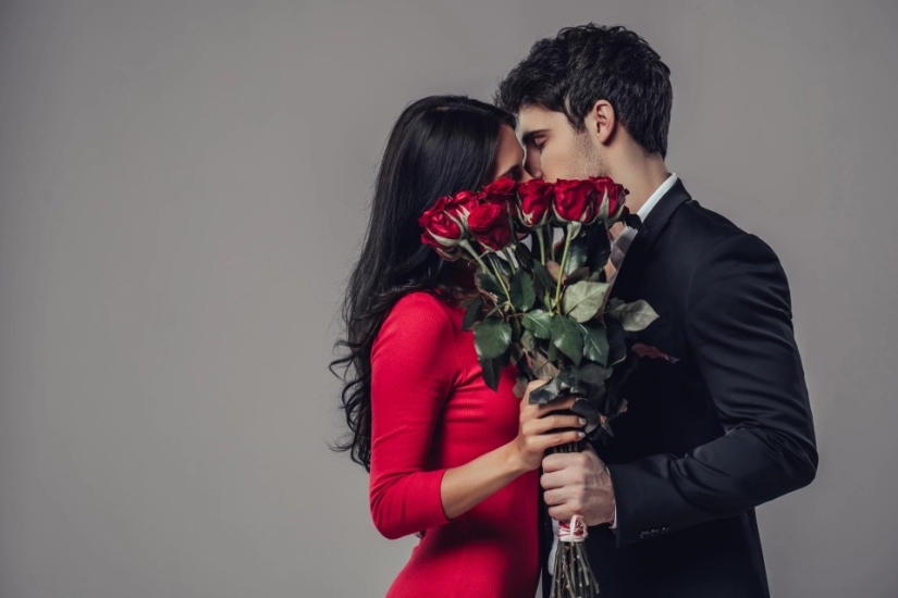 Cómo mejorar tu vida sexual: un calendario de ideas sexuales para todo el año