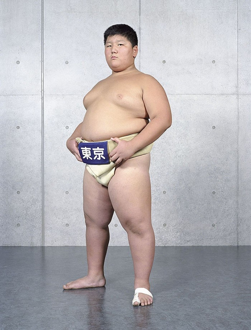 Cómo se ven los luchadores de sumo en la infancia y la juventud