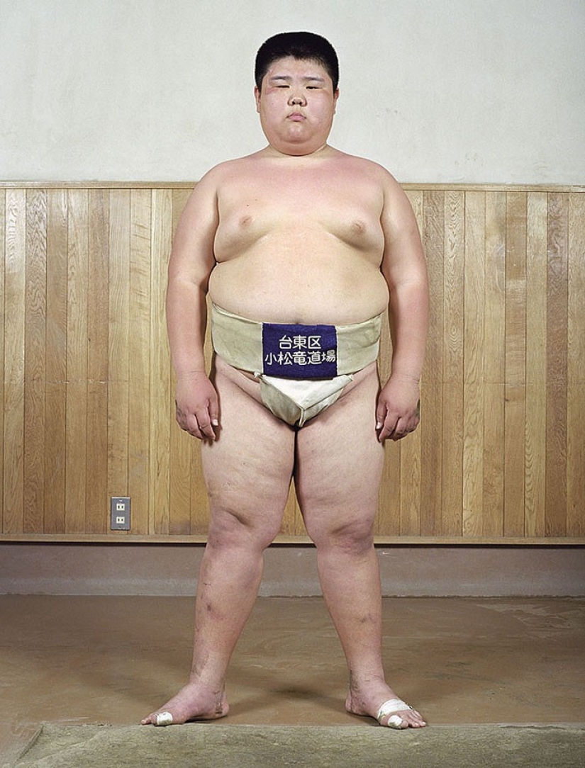 Cómo se ven los luchadores de sumo en la infancia y la juventud