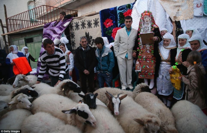 Cómo son las bodas de los montañeros musulmanes búlgaros