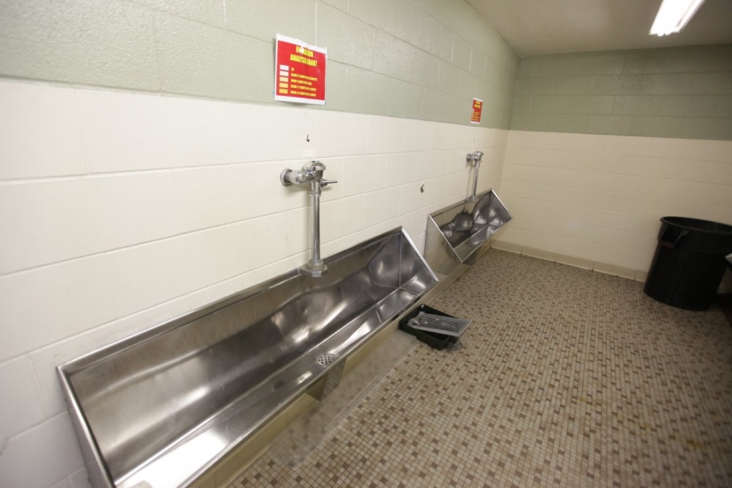 Cómo son los barracones, dónde viven y entrenan los marines estadounidenses