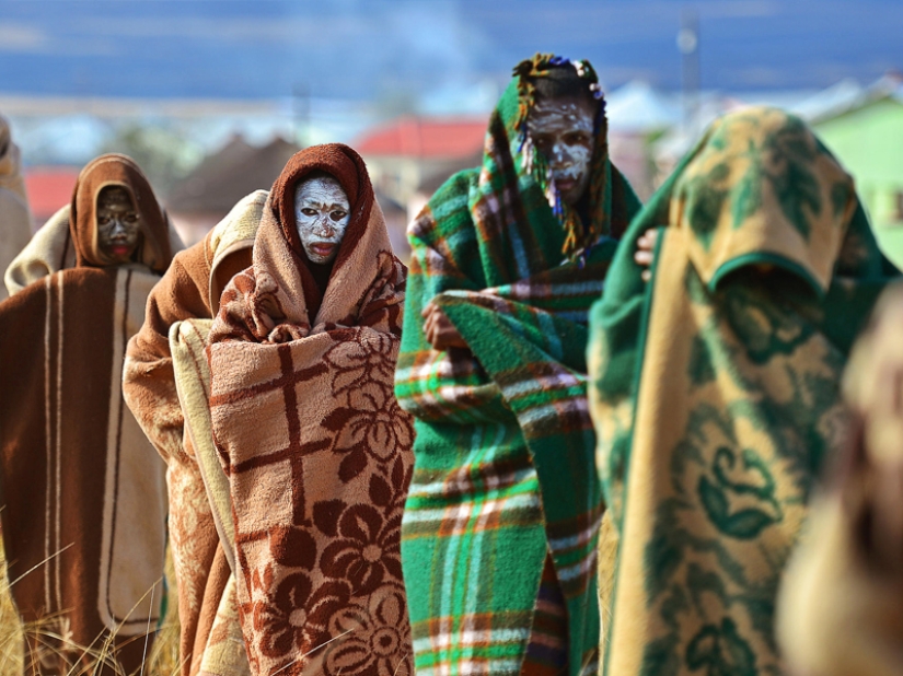 Colorful continent: 20 photos of African tribes