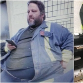 Conciencia inasequible: el canadiense perdió 140 kilogramos después de tomar dos asientos en un avión de evacuación Conciencia inasequible: el canadiense perdió 140 kilogramos después de tomar dos asientos en un avión de evacuación