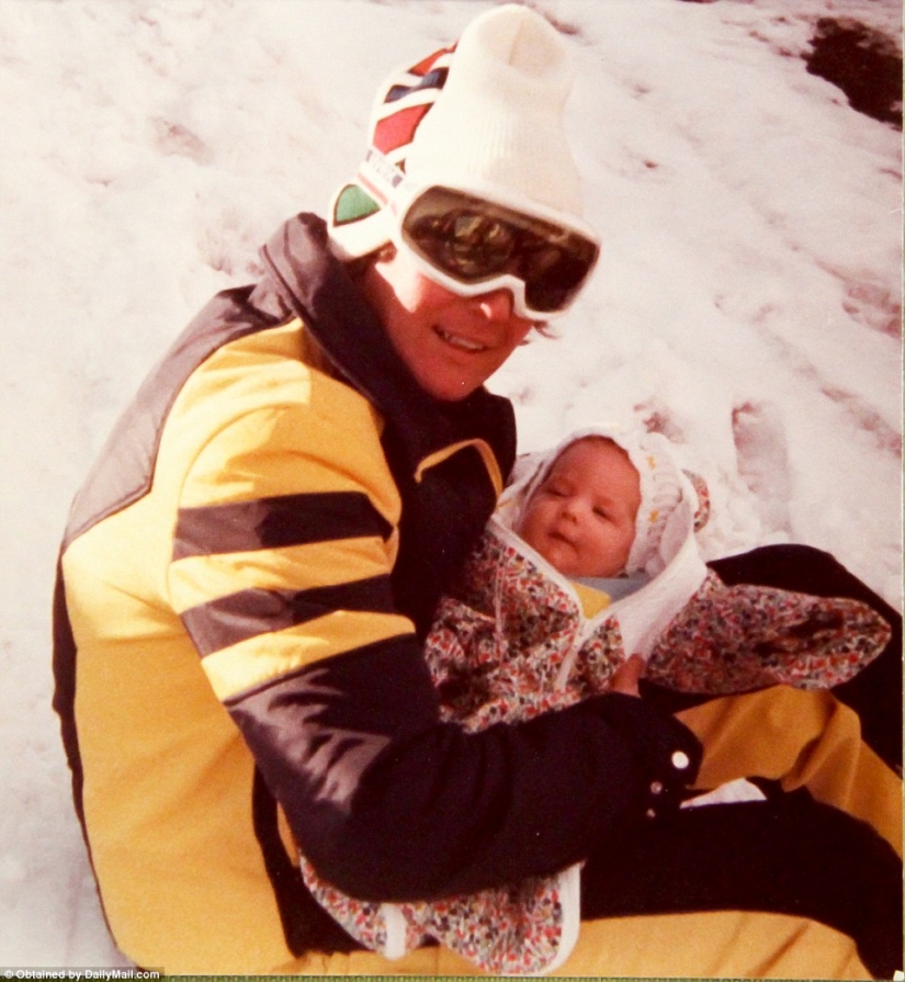 Cozy and homely Donald Trump in pictures from the accidentally surfaced family archive Cozy and homely Donald Trump in pictures from the accidentally surfaced family archive