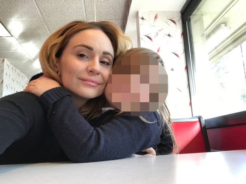 Crianza sincera: la stripper afirma que trabajar en el ámbito sexual la ayuda a ser una buena madre Crianza sincera: la stripper afirma que trabajar en el ámbito sexual la ayuda a ser una buena madre