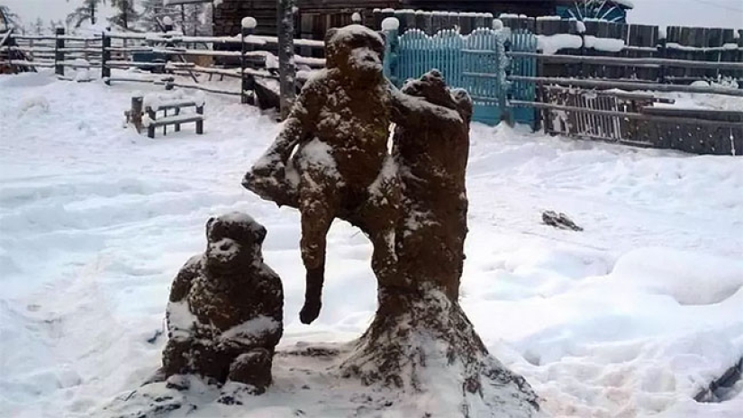 Cuando el arte huele: artesano yakut esculpe esculturas a partir de estiércol Cuando el arte huele: artesano yakut esculpe esculturas a partir de estiércol