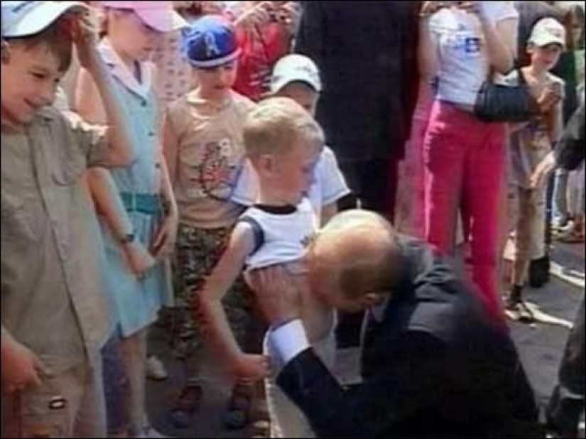 Cuál fue el destino del niño que fue besado en el estómago por Putin