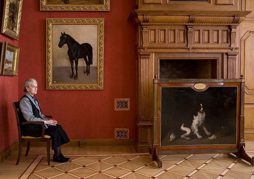 Curiosa serie de fotos "Cuidadores de museos rusos"