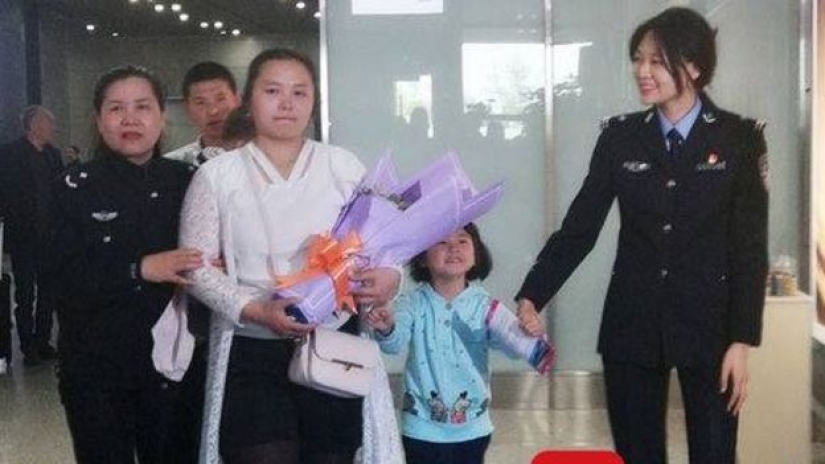 "Dad is always with you": after 24 years of searching, a Chinese man found his missing daughter