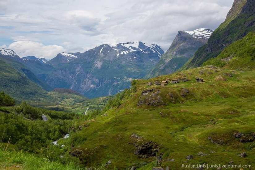 Dalsnibba, el techo de Noruega o a vista de pájaro Dalsnibba, el techo de Noruega o a vista de pájaro