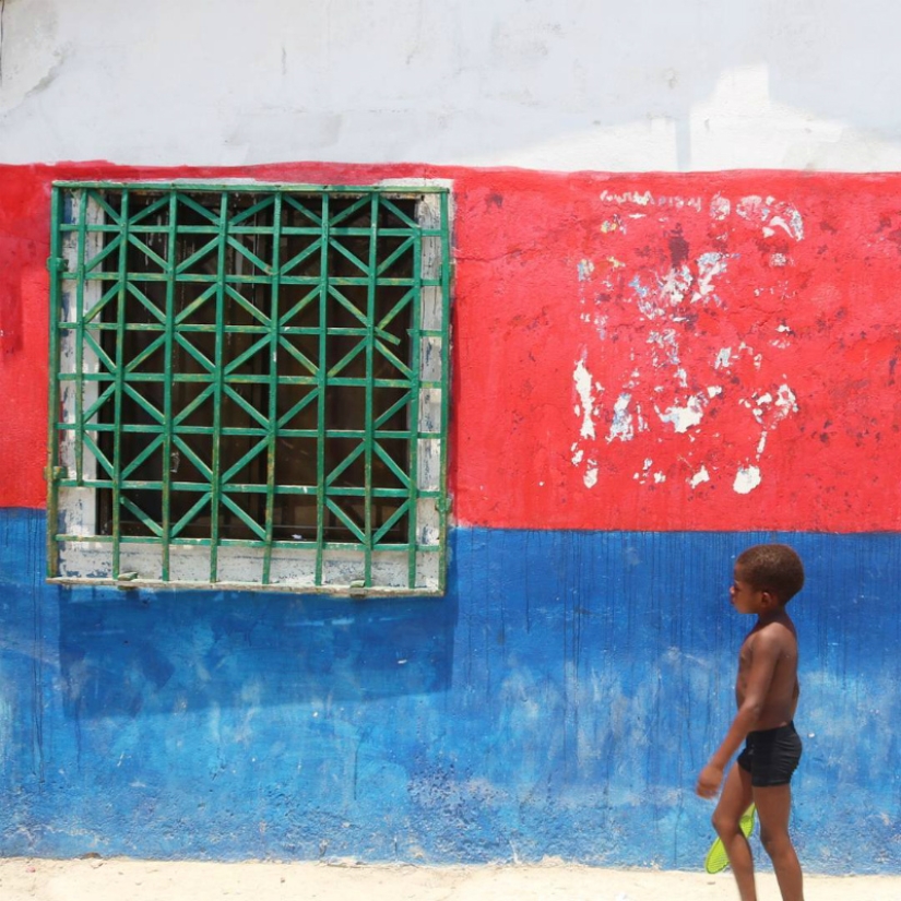 Dame un peinado y te daré pescado para almorzar: cómo se llevan mil personas en una isla del tamaño de un campo de fútbol Dame un peinado y te daré pescado para almorzar: cómo se llevan mil personas en una isla del tamaño de un campo de fútbol