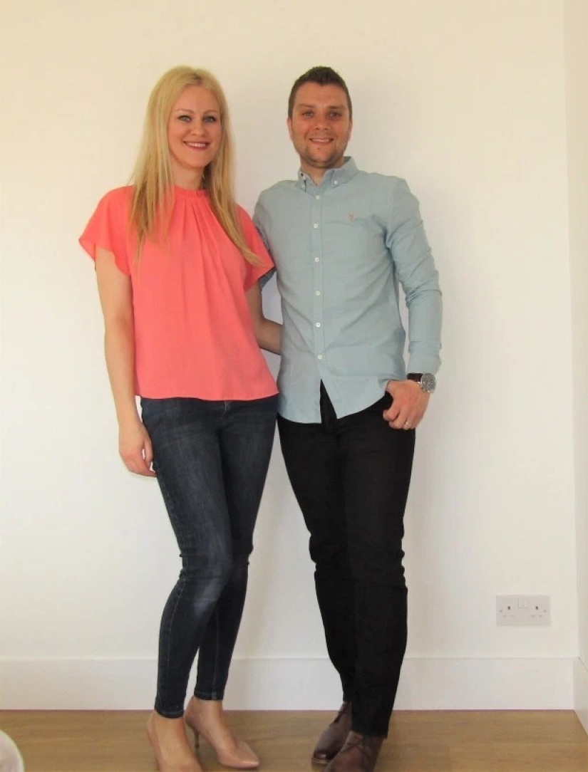 De la aguja: hombres que prefieren comprarse una camisa nueva que llevar a su amada a una cita De la aguja: hombres que prefieren comprarse una camisa nueva que llevar a su amada a una cita