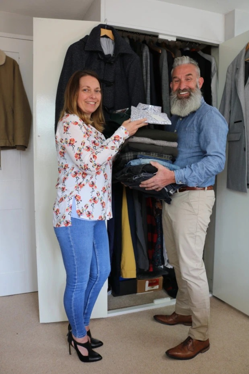 De la aguja: hombres que prefieren comprarse una camisa nueva que llevar a su amada a una cita De la aguja: hombres que prefieren comprarse una camisa nueva que llevar a su amada a una cita