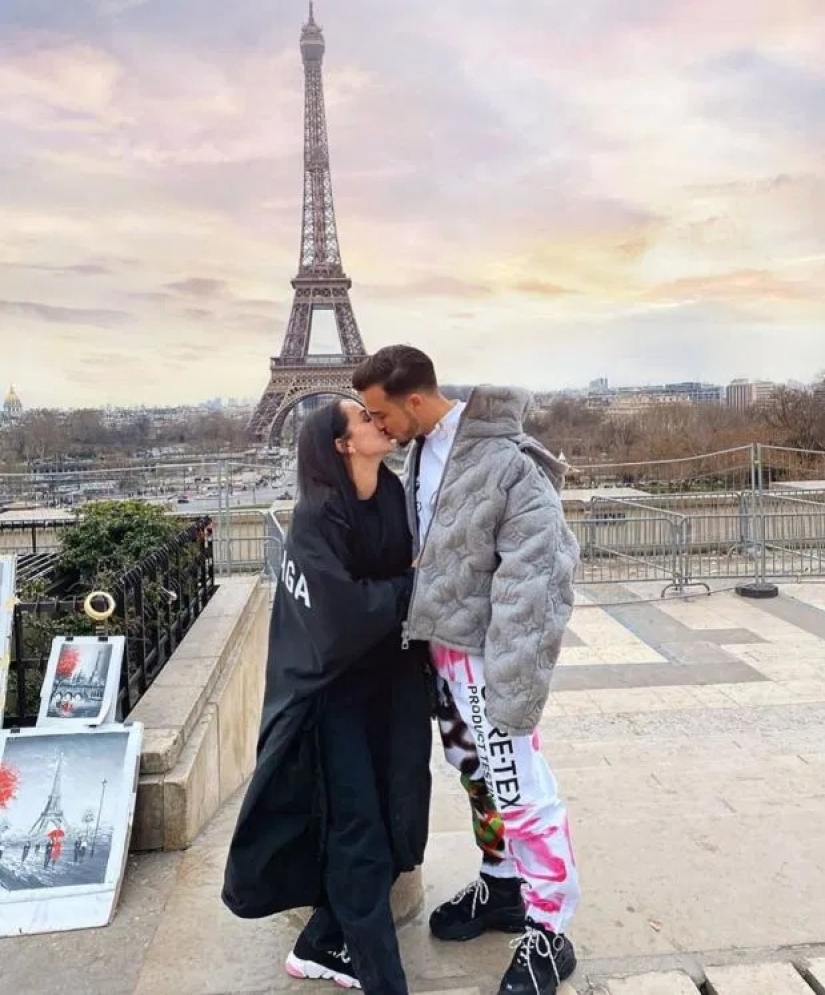 Dear love: Golden youth brags about how luxuriously they celebrated Valentine's Day