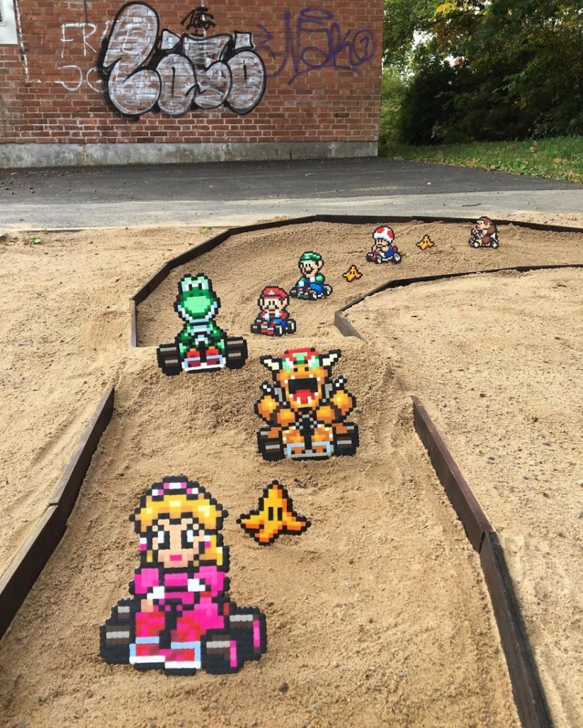 Dear, you have Putin pixelit: Swedish artist releases pixel heroes into the real world
