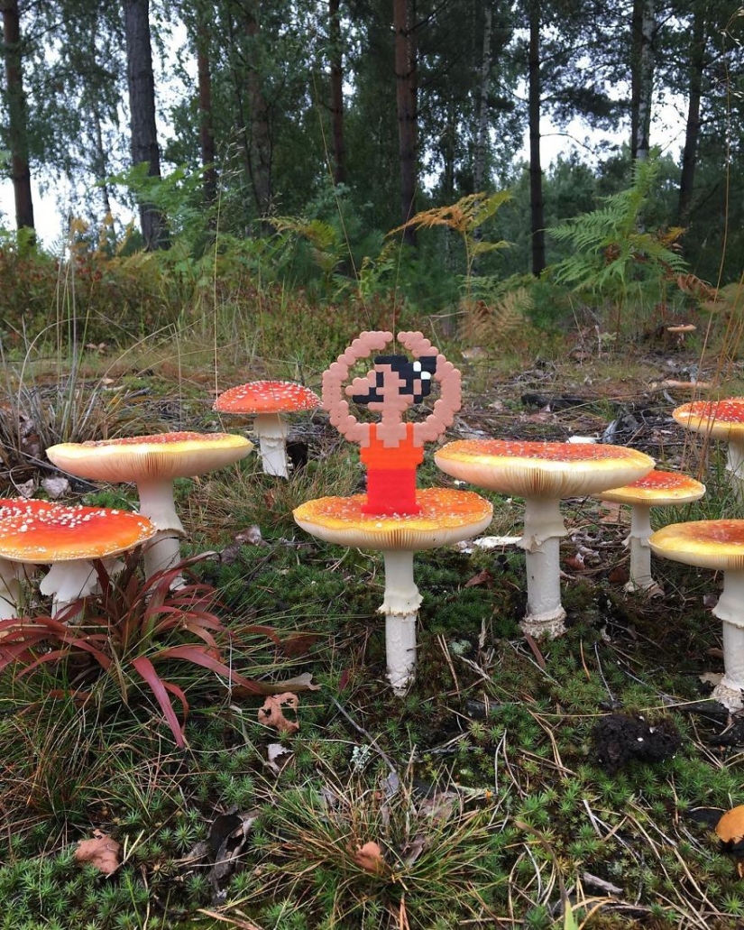 Dear, you have Putin pixelit: Swedish artist releases pixel heroes into the real world