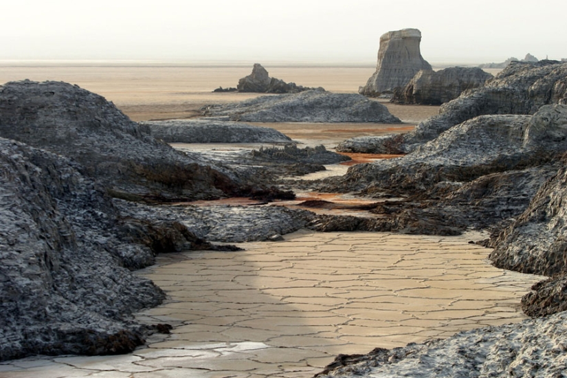 Death Valley in Ethiopia: what does the most lifeless place on the planet look like Death Valley in Ethiopia: what does the most lifeless place on the planet look like