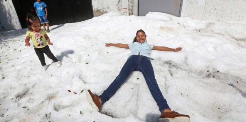 Debido al granizo, la ciudad mexicana se convirtió en un glaciar