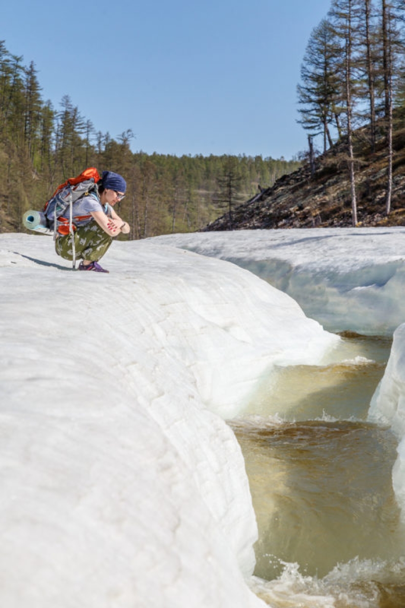 Después de ver esto, querrás ir a Yakutia: un paseo por el hielo en el caluroso verano Después de ver esto, querrás ir a Yakutia: un paseo por el hielo en el caluroso verano