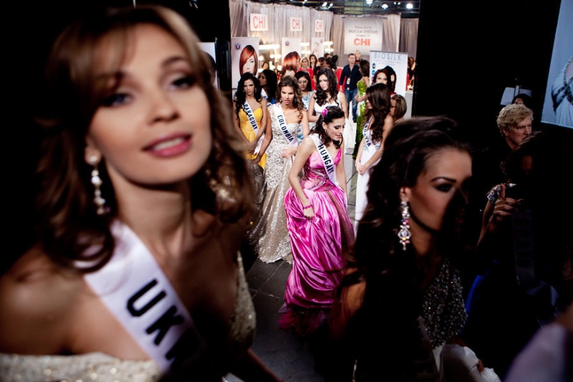 Detrás de las escenas de los concursos de belleza Detrás de las escenas de los concursos de belleza