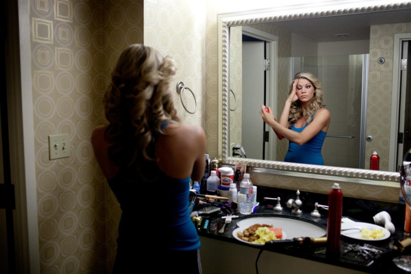 Detrás de las escenas de los concursos de belleza Detrás de las escenas de los concursos de belleza