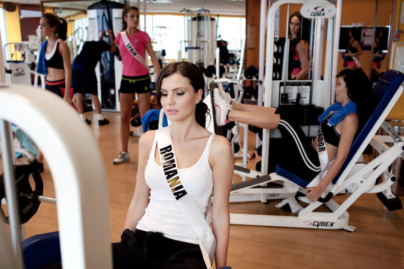 Detrás de las escenas de los concursos de belleza Detrás de las escenas de los concursos de belleza