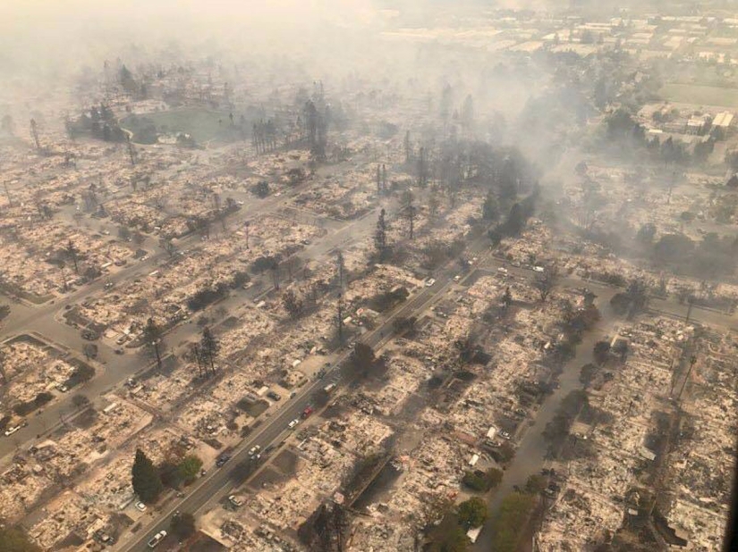 Devastation, ash and smoke: apocalyptic photos of California before and after wildfires