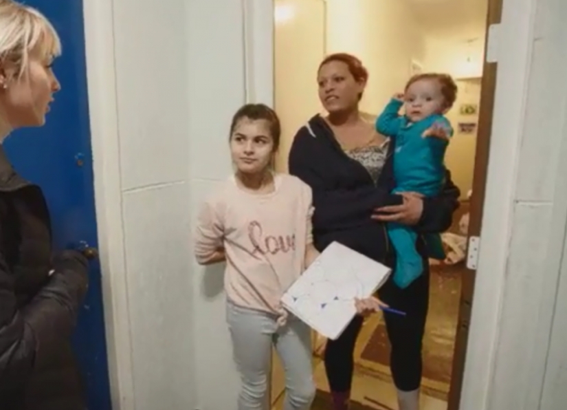 Diamond tears in the slums: the majorette burst into tears when she and her poor friend were accosted by two gopnik