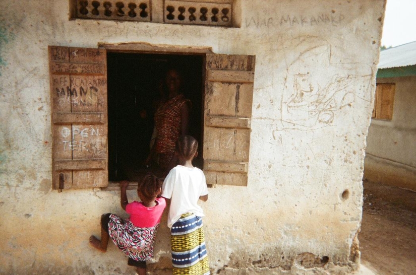 "Diary of a one-off": the photographer sent 10 cameras around the world and was sent 10 thousand stories "Diary of a one-off": the photographer sent 10 cameras around the world and was sent 10 thousand stories