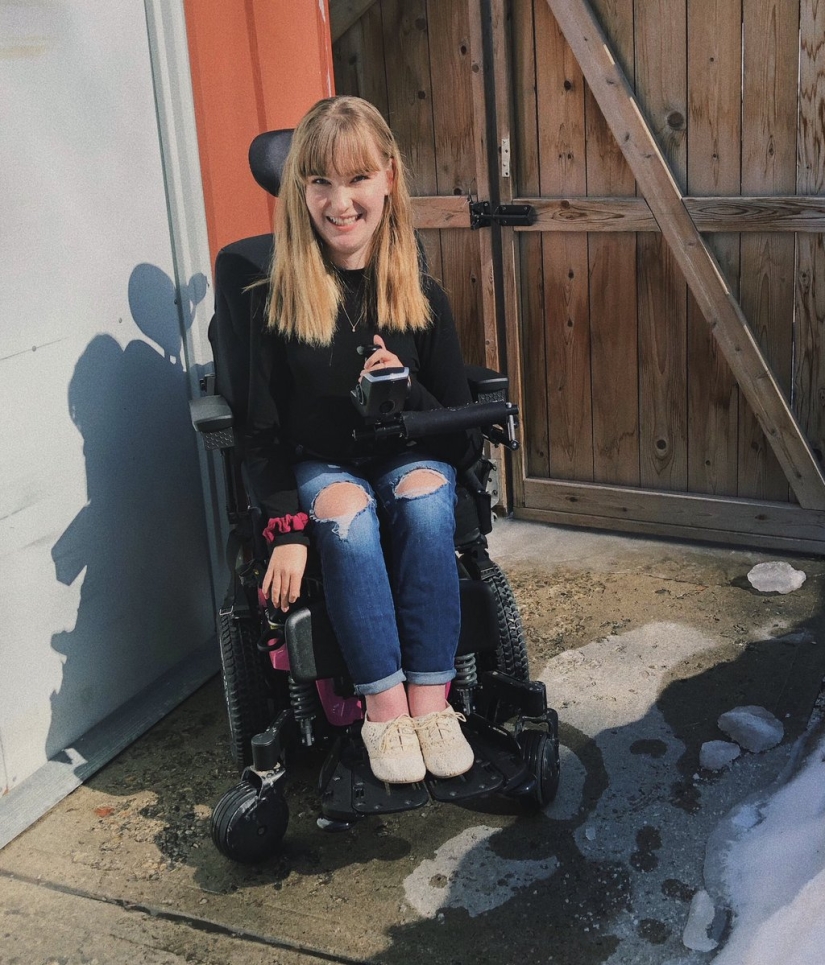Disabled people can also be beautiful and stylish: how a Mexican wheelchair user inspires others