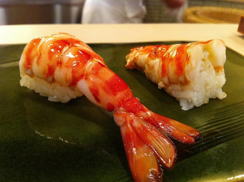 Dishes that are worth trying while traveling around the world