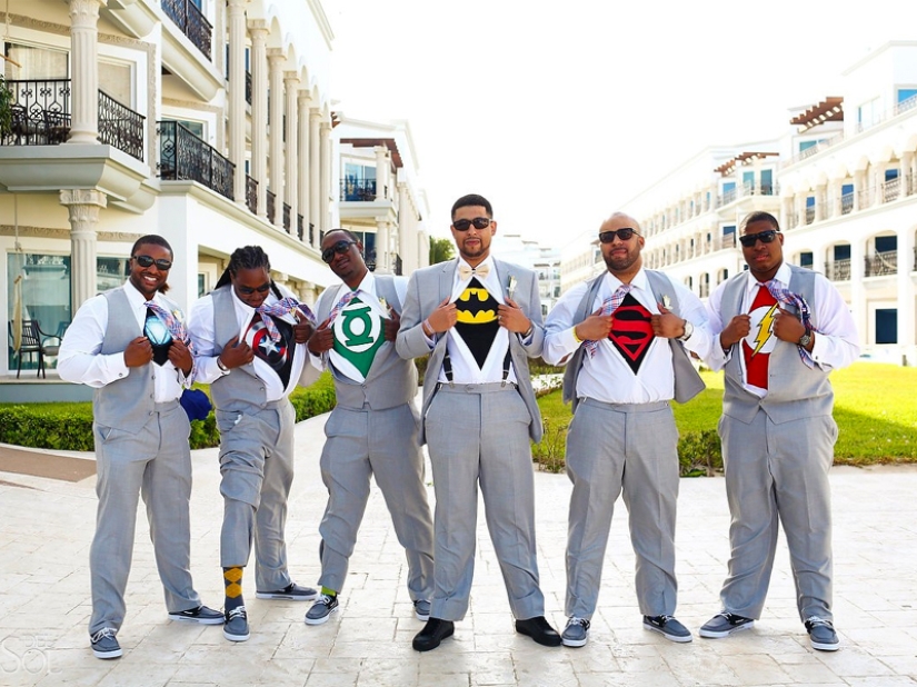 Divertidas fotos de boda con la participación de los amigos del novio.