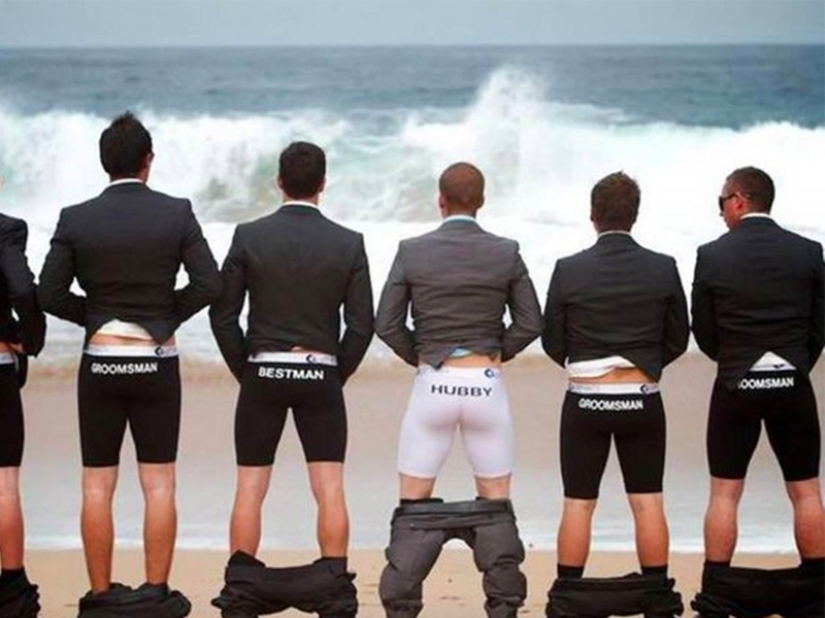 Divertidas fotos de boda con la participación de los amigos del novio.