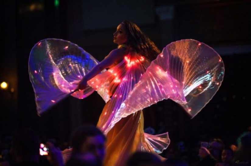 Diviértete, diviértete celebrando el Año Nuevo: cómo se llevará a cabo el "Illuminati Ball", la fiesta de Año Nuevo más picante