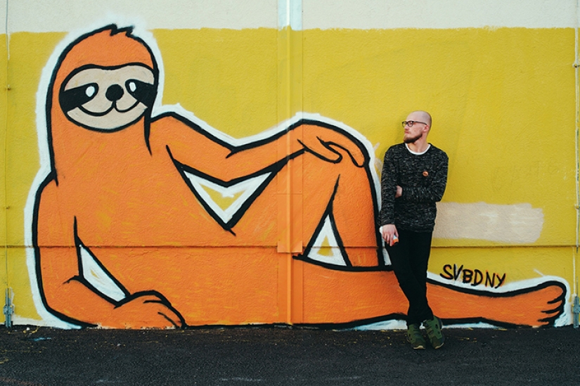 Do you recognize yourself? The author of the meme about the orange sloth continues to delight with his works about mother laziness