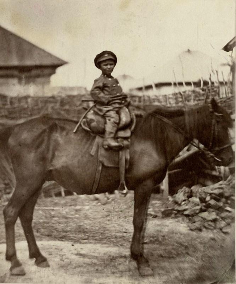 Donskoy album by Ivan Vasilyevich Boldyrev Donskoy album by Ivan Vasilyevich Boldyrev