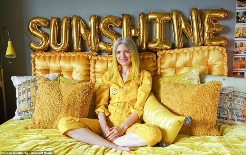 Dos hermanas se conocieron: La Reina del Rosa y la señorita Sunny se hicieron mejores amigas Dos hermanas se conocieron: La Reina del Rosa y la señorita Sunny se hicieron mejores amigas