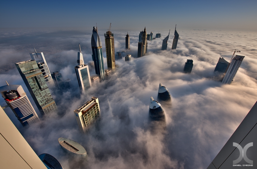 Dubai shrouded in mist Dubai shrouded in mist