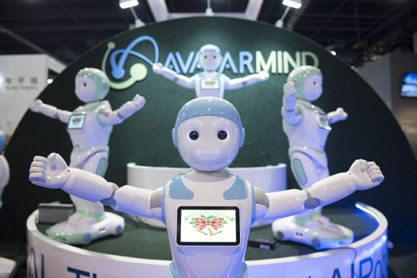 Ducha para perezosos y cazadores de maletas: gadgets del futuro presentados en Las Vegas